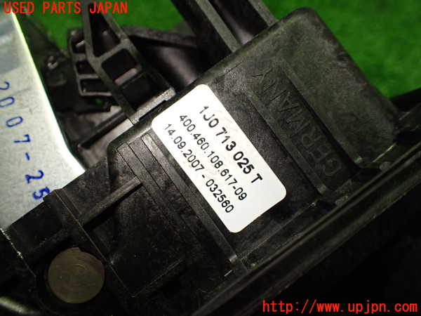 1UPJ-9239547555]VW ニュービートルカブリオレ(1YAZJ)ATシフトレバー 中古_2