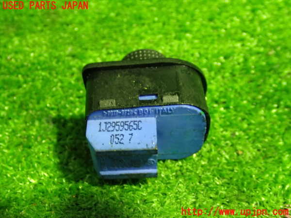 1UPJ-9239546280]VW ニュービートルカブリオレ(1YAZJ)ミラースイッチ 中古_2