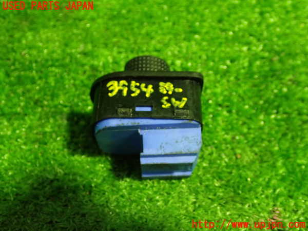 1UPJ-9239546280]VW ニュービートルカブリオレ(1YAZJ)ミラースイッチ 中古_3
