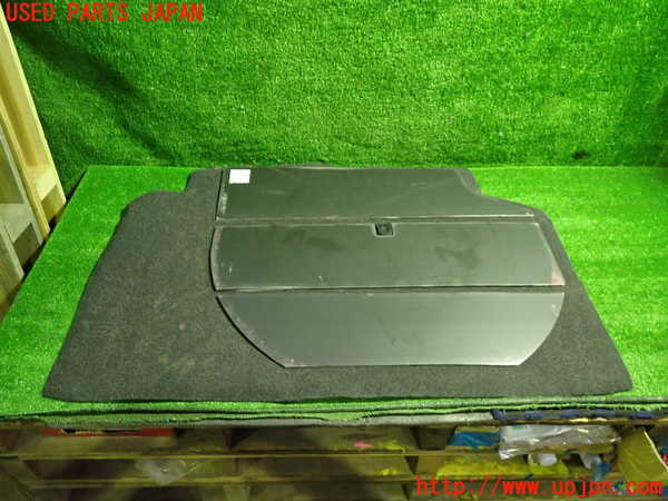 1UPJ-9239547771]VW ニュービートルカブリオレ(1YAZJ)ラゲッジトレイ1 中古_2
