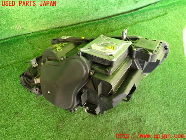 2UPJ-9239551130]BMW 335i カブリオレ(WL35)右ヘッドライト HID 中古 (E93)_3