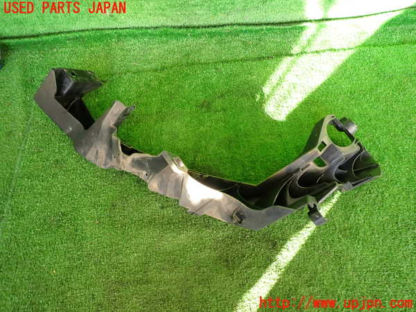 2UPJ-9239551140]BMW 335i カブリオレ(WL35)右ヘッドライトリム 中古 (E93)_3