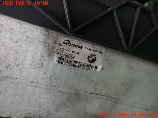 2UPJ-9239552451]BMW 335i カブリオレ(WL35)インタークーラー1 中古 (E93)_2