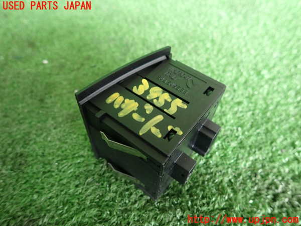 2UPJ-9239556290]BMW 335i カブリオレ(WL35)ハザードスイッチ 中古 (E93)_2