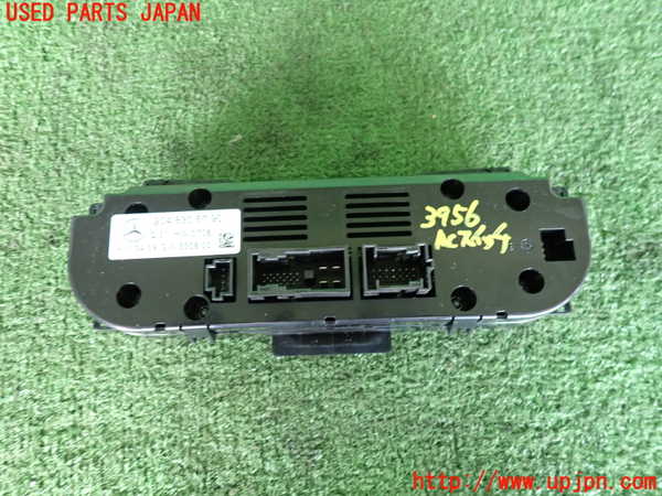 2UPJ-9239566066]ベンツ C200 コンプレッサー ステーションワゴン(204241)エアコンスイッチ1 中古 (S204)_2