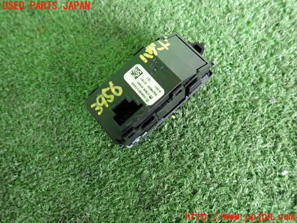 2UPJ-9239566290]ベンツ C200 コンプレッサー ステーションワゴン(204241)ハザードスイッチ 中古 (S204)_2