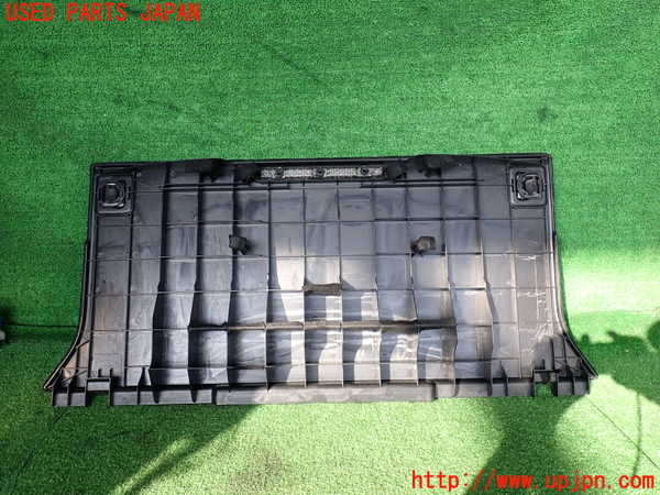 2UPJ-9239567772]ベンツ C200 コンプレッサー ステーションワゴン(204241)ラゲッジトレイ2 中古 (S204)_2