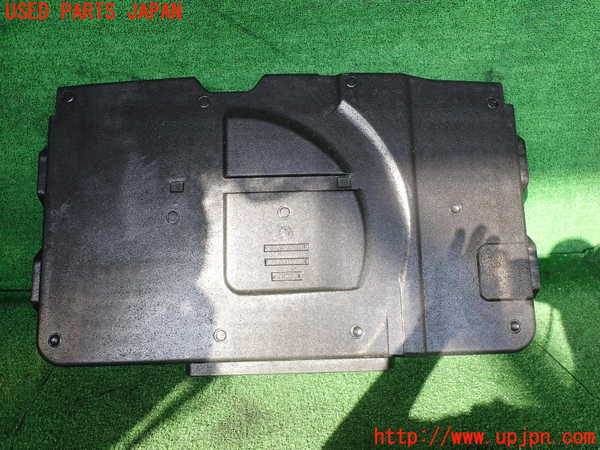 2UPJ-9239567773]ベンツ C200 コンプレッサー ステーションワゴン(204241)ラゲッジトレイ3 中古 (S204)_2