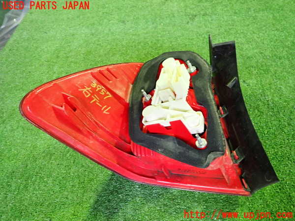 2UPJ-9239571530]BMW 325i ツーリング(VS25)(E91)右テールランプ 中古_2