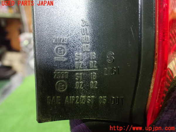 2UPJ-9239571530]BMW 325i ツーリング(VS25)(E91)右テールランプ 中古_4