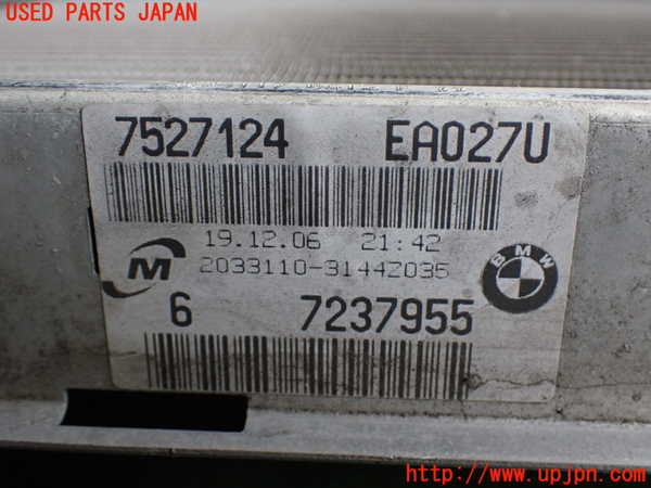 2UPJ-9239572321]BMW 325i ツーリング(VS25)(E91)ラジエーター1 中古_3