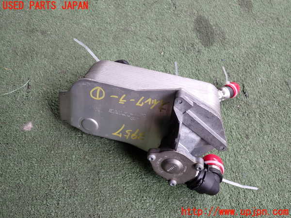 2UPJ-9239572481]BMW 325i ツーリング(VS25)(E91)オイルクーラー1 中古_2