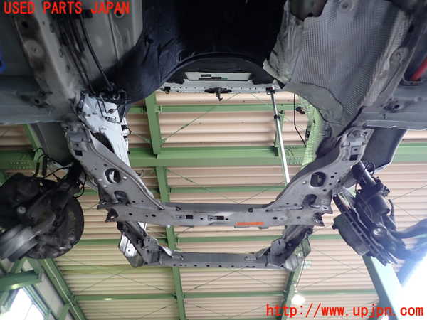 2UPJ-9239575285]BMW 325i ツーリング(VS25)(E91)フロントメンバー 中古_3