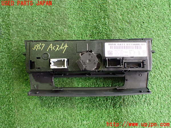 2UPJ-9239576066]BMW 325i ツーリング(VS25)(E91)エアコンスイッチ1 (ジャンク品) 中古_2