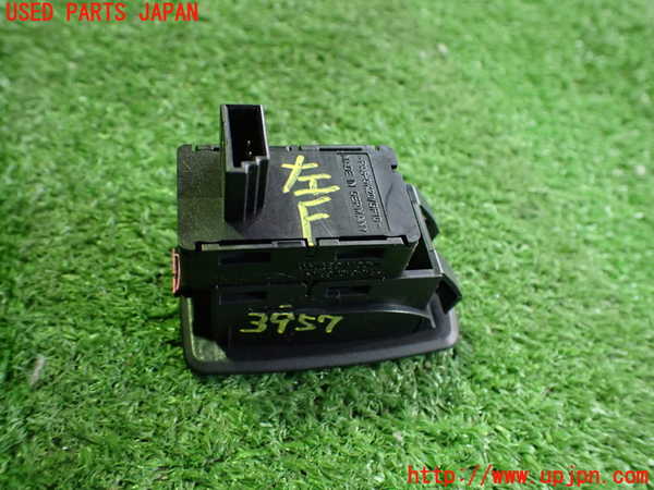 2UPJ-9239576245]BMW 325i ツーリング(VS25)(E91)左前パワーウィンドウスイッチ 中古_3