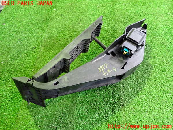 2UPJ-9239576381]BMW 325i ツーリング(VS25)(E91)センサー1 (アクセルペダル) 中古_2