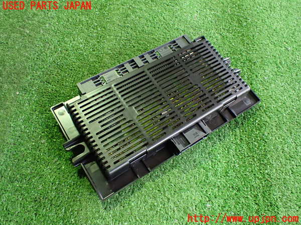 2UPJ-9239576146]BMW 325i ツーリング(VS25)(E91)コンピューター1 中古_2