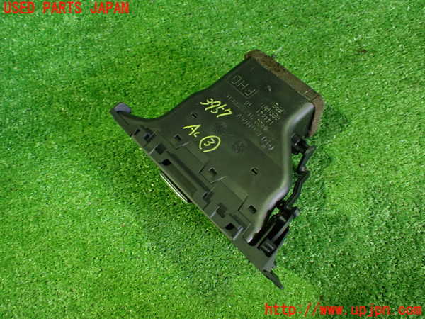 2UPJ-9239577528]BMW 325i ツーリング(VS25)(E91)エアコン吹き出し口3 (左) 中古_2