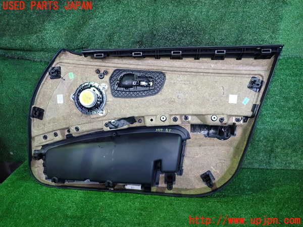 2UPJ-9239571264]BMW 325i ツーリング(VS25)(E91)左前ドア内張り 中古_3