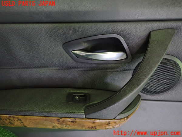 2UPJ-9239571324]BMW 325i ツーリング(VS25)(E91)左後ドア内張り 中古_2