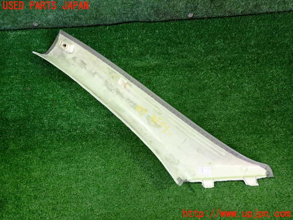 2UPJ-9239577655]BMW 325i ツーリング(VS25)(E91)右フロントピラートリム 中古_3