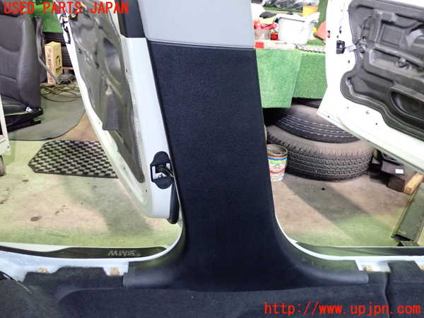 2UPJ-9239577670]BMW 325i ツーリング(VS25)(E91)左センターピラートリム 中古_2