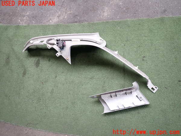 2UPJ-9239577675]BMW 325i ツーリング(VS25)(E91)右リアピラートリム 中古_4