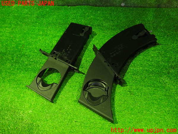 2UPJ-9239577810]BMW 325i ツーリング(VS25)(E91)ドリンクホルダー 中古_2