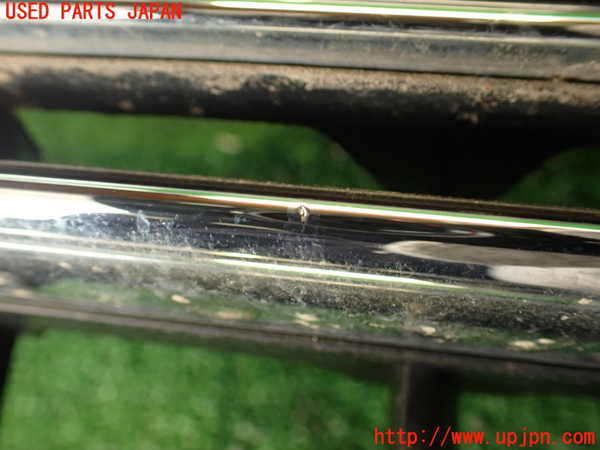 2UPJ-9239581050]BMW ミニ(MINI)クーパーD クロスオーバー(XD20F)(R60)ラジエターグリル 中古_4