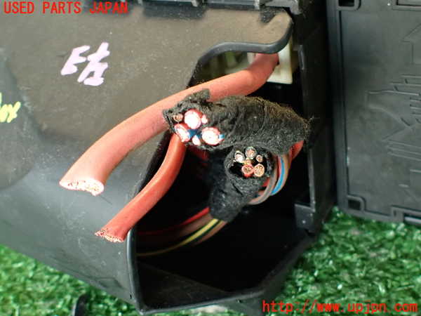 2UPJ-9239586741]BMW ミニ(MINI)クーパーD クロスオーバー(XD20F)(R60)ヒューズボックス1 中古_4