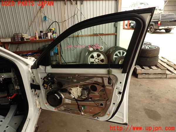 2UPJ-9239591230]ベンツ C180(204049)右前ドア (43R-00049) 中古 (W204)_5