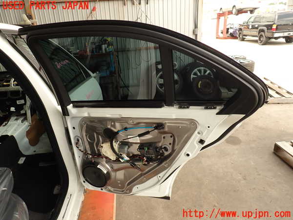 2UPJ-9239591290]ベンツ C180(204049)右後ドア (43R-00049) 中古 (W204)_5