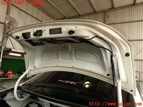 2UPJ-9239591500]ベンツ C180(204049)トランク 中古 (W204)_5