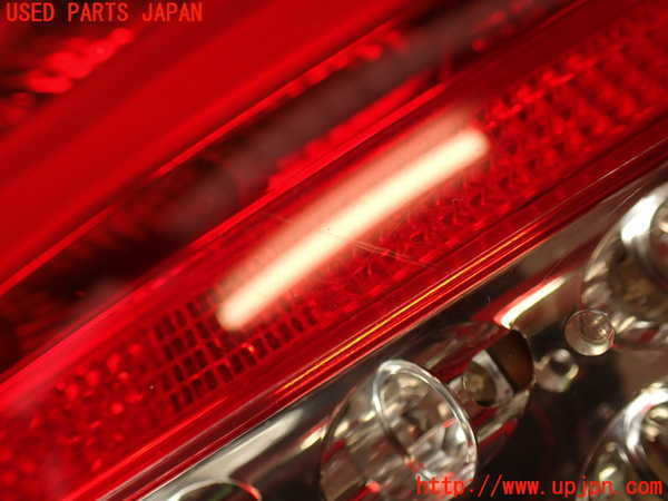 2UPJ-9239591530]ベンツ C180(204049)右テールランプ 中古 (W204)_3