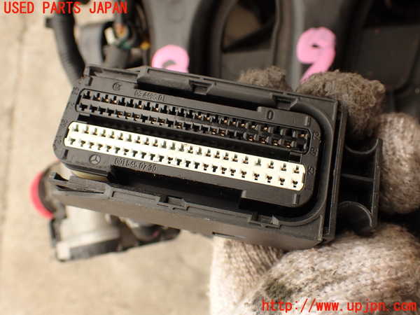 2UPJ-9239592010]ベンツ C180(204049)エンジン 271 中古 (W204)_3