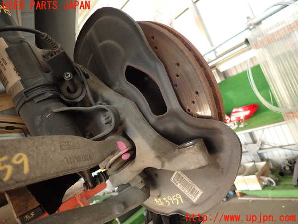 2UPJ-9239594295]ベンツ C180(204049)左フロントナックルハブ 中古 (W204)_2