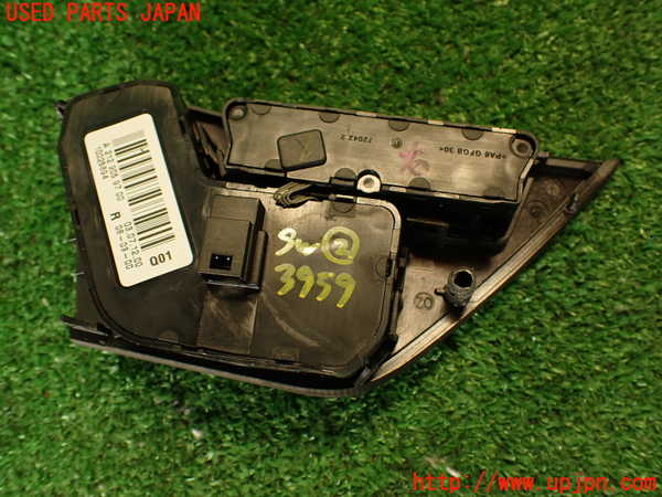 2UPJ-9239596307]ベンツ C180(204049)スイッチ2 中古 (W204)_3