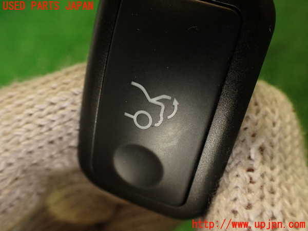 2UPJ-9239596309]ベンツ C180(204049)スイッチ4 (トランク) 中古 (W204)_2