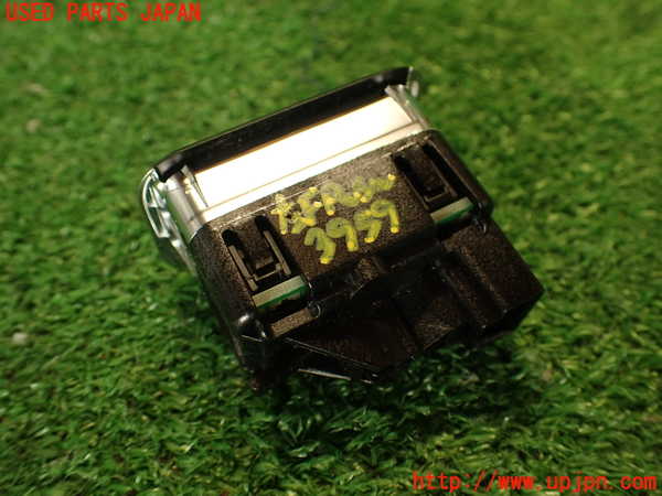 2UPJ-9239596245]ベンツ C180(204049)左前パワーウィンドウスイッチ 中古 (W204)_3