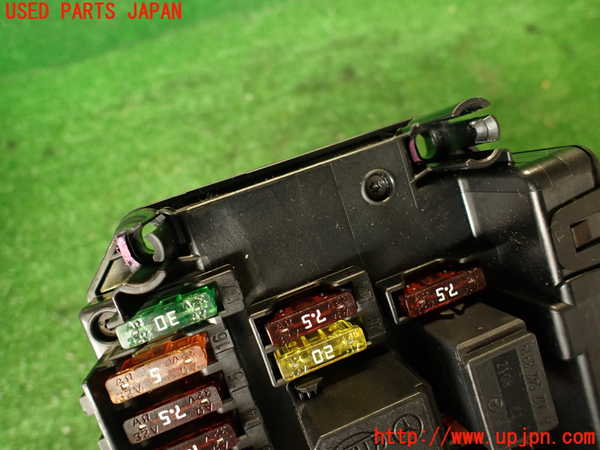 2UPJ-9239596741]ベンツ C180(204049)ヒューズボックス1 中古 (W204)_4