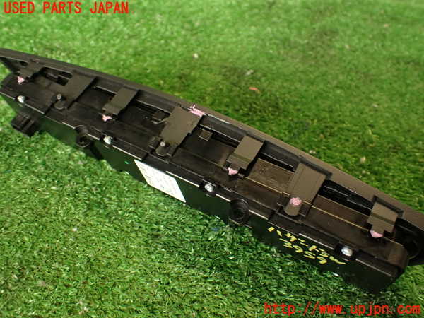 2UPJ-9239596290]ベンツ C180(204049)ハザードスイッチ (ジャンク品) 中古 (W204)_3