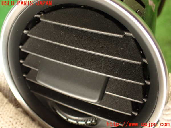 2UPJ-9239597528]ベンツ C180(204049)エアコン吹き出し口3 (左) 中古 (W204)_2