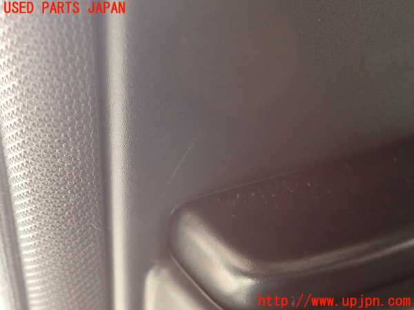 2UPJ-9239597665]ベンツ C180(204049)右センターピラートリム 中古 (W204)_3