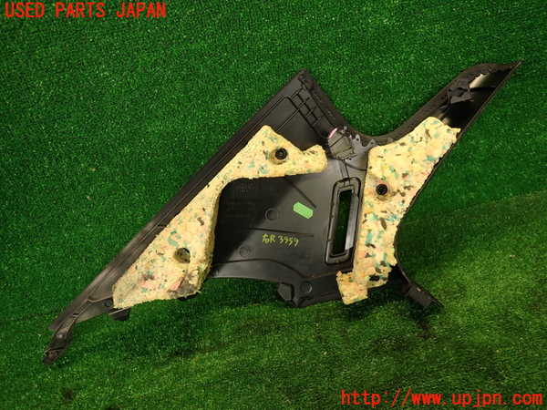 2UPJ-9239597675]ベンツ C180(204049)右リアピラートリム 中古 (W204)_3