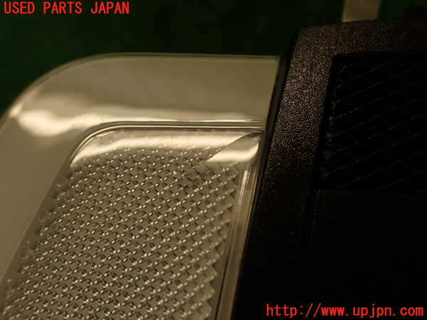 2UPJ-9239596411]ベンツ C180(204049)ルームランプ1 (真中 1列目) 中古 (W204)_3