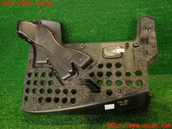 2UPJ-9239597692]ベンツ C180(204049)内装トリム類2 中古 (W204)_2