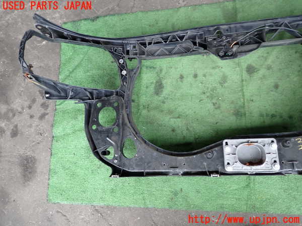2UPJ-9239601041]アウディ・A4 アバント(8EALT)コアサポート 中古_5