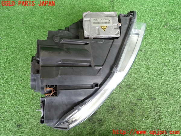 2UPJ-9239601132]アウディ・A4 アバント(8EALT)左ヘッドライト HID 中古_3