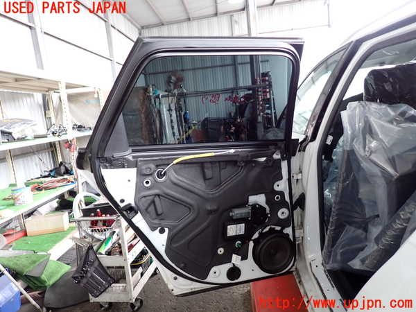 2UPJ-9239601320]アウディ・A4 アバント(8EALT)左後ドア 中古(43R-00081 M30A)_2