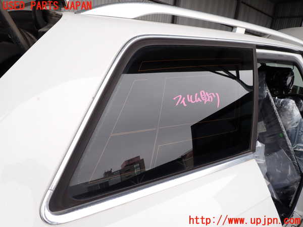 2UPJ-9239601380]アウディ・A4 アバント(8EALT)右クォーターガラス 中古(43R-00081 M30A)_2